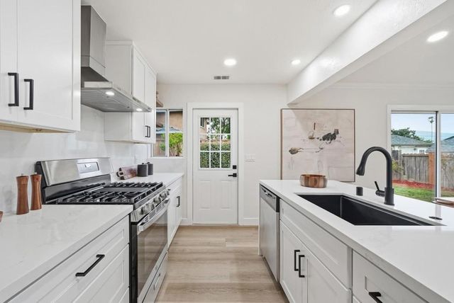 43252 Lindenwood Street, Fremont, CA 94538