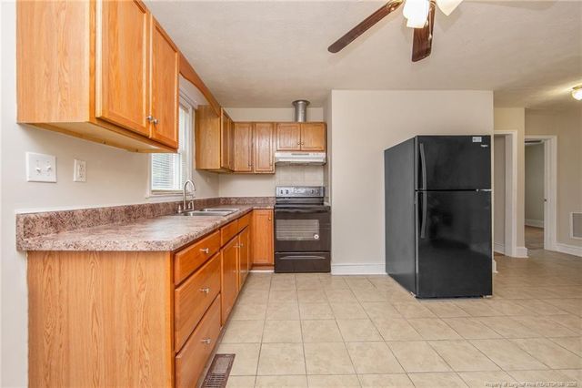 1203 Turnpike Road, Fayetteville, NC 28305