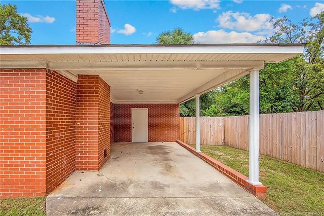 1203 Turnpike Road, Fayetteville, NC 28305