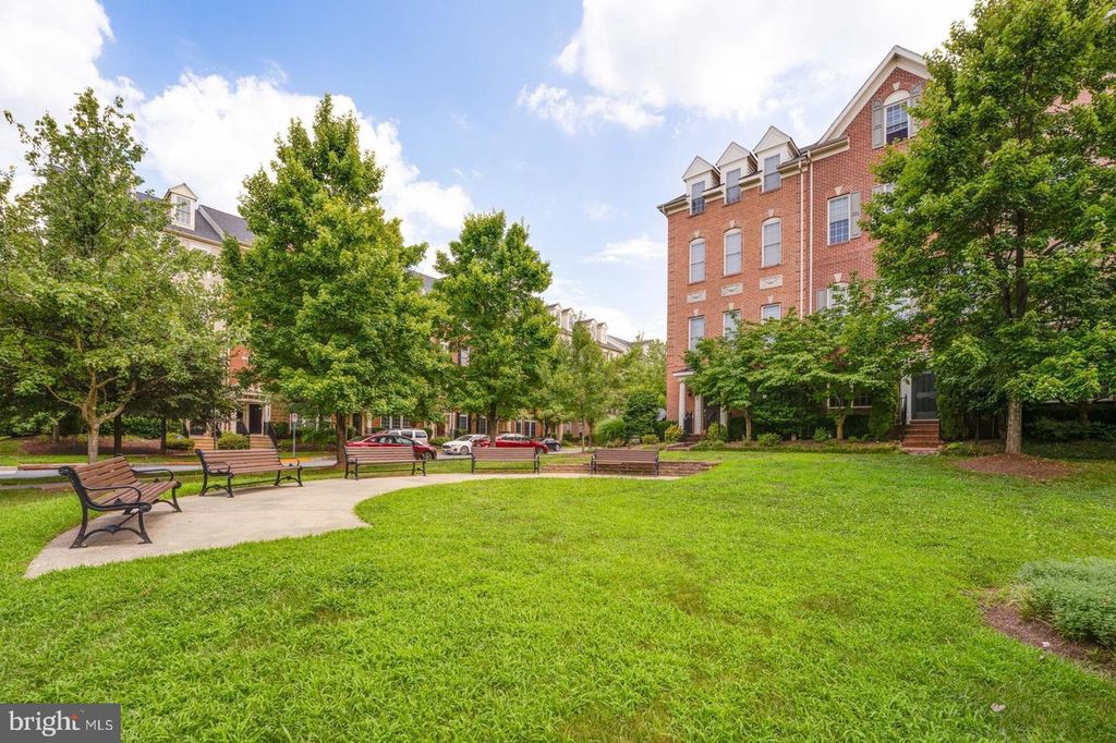 593 CEDAR SPRING ST, Gaithersburg, MD 20877