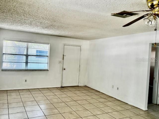 3073 PINE TREE AVENUE, Largo, FL 33771