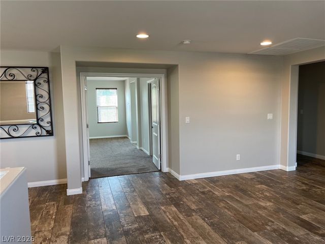 1077 Hickory Park Street, Las Vegas, NV 89138