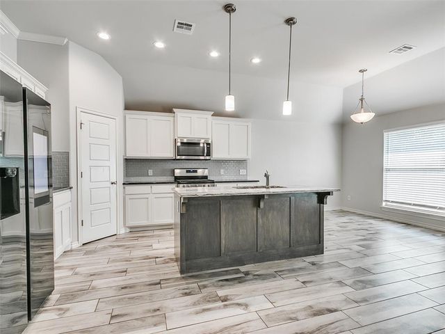 14008 Hamlet Way, Piedmont, OK 73078