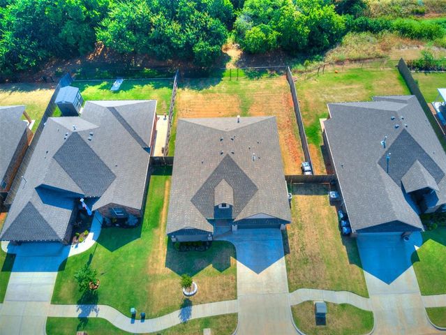 14008 Hamlet Way, Piedmont, OK 73078