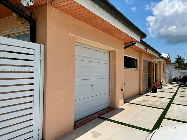 11251 SW 181st St, Miami, FL 33157