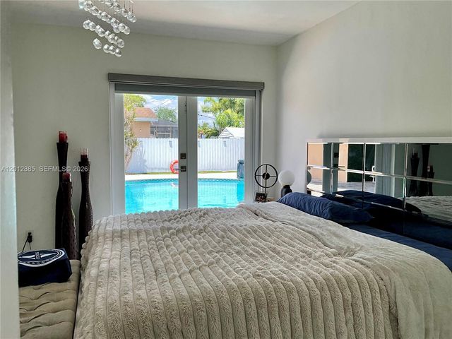 11251 SW 181st St, Miami, FL 33157