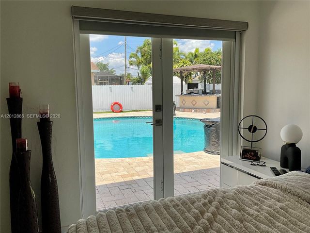 11251 SW 181st St, Miami, FL 33157