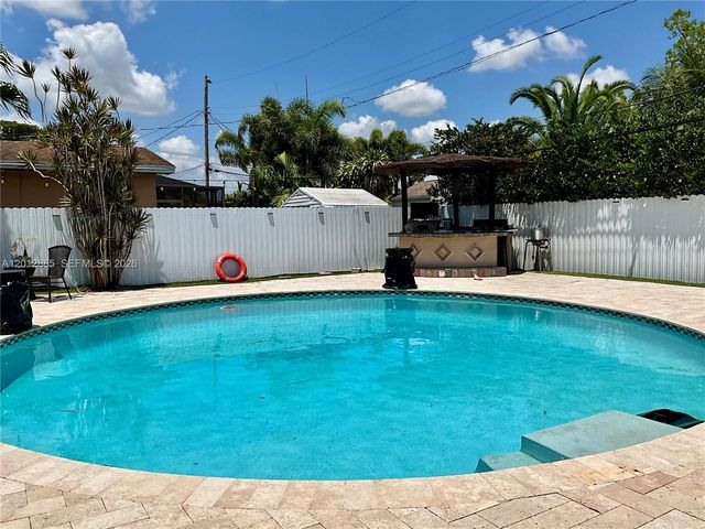 11251 SW 181st St, Miami, FL 33157