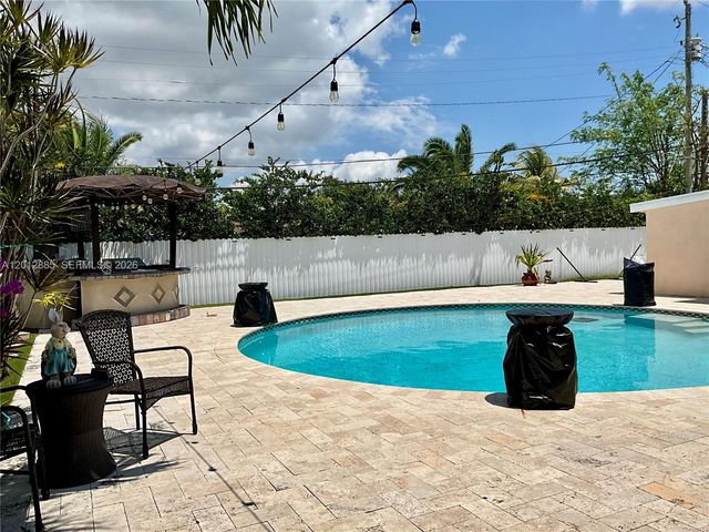 11251 SW 181st St, Miami, FL 33157