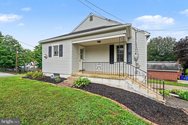 401 WOOD ST, Harrisburg, PA 17109