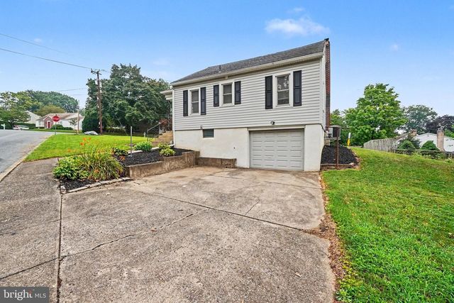 401 WOOD ST, Harrisburg, PA 17109