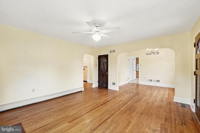 401 WOOD ST, Harrisburg, PA 17109