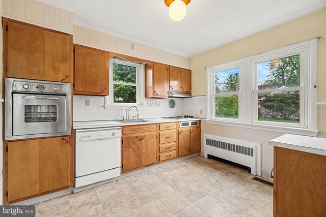 401 WOOD ST, Harrisburg, PA 17109