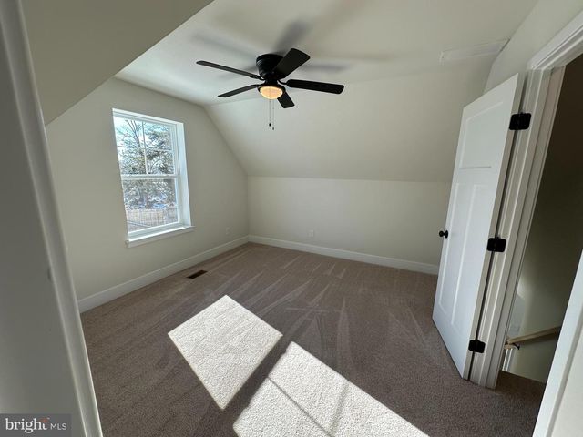 2 MORTON LN, Mantua, NJ 08051