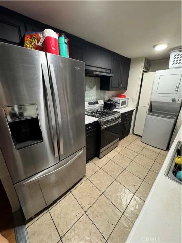 17225 Valley 10, Fontana, CA 92335