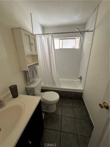 17225 Valley 10, Fontana, CA 92335