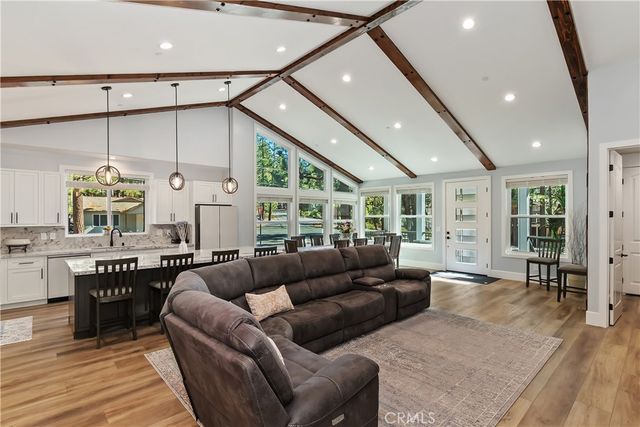 610 Blue Jay, Big Bear Lake, CA 92315