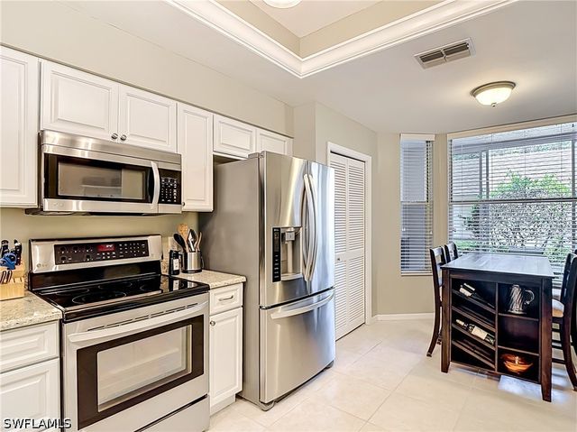 14261 Hickory Links CT 1211, Fort Myers, FL 33912