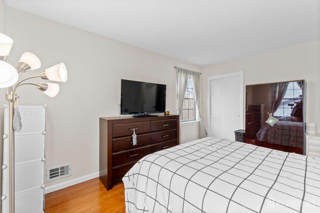 52 Westside Avenue, Avenel, NJ 07001