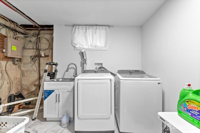 52 Westside Avenue, Avenel, NJ 07001