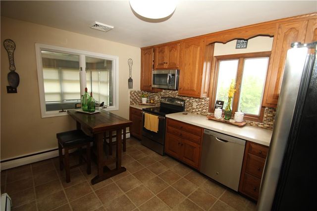 222 North Scenic Street, South Whitehall Twp, PA 18104