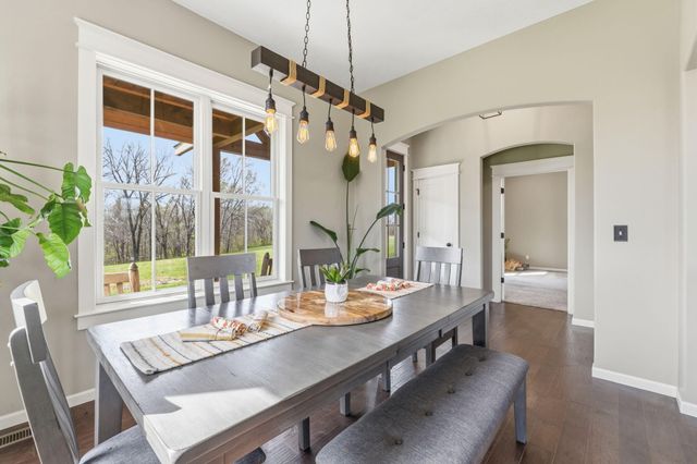 2665 W Old Limey Road, Brookline, MO 65619