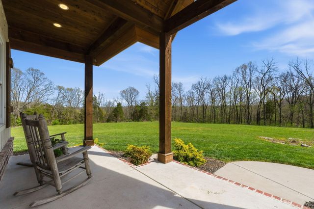 2665 W Old Limey Road, Brookline, MO 65619