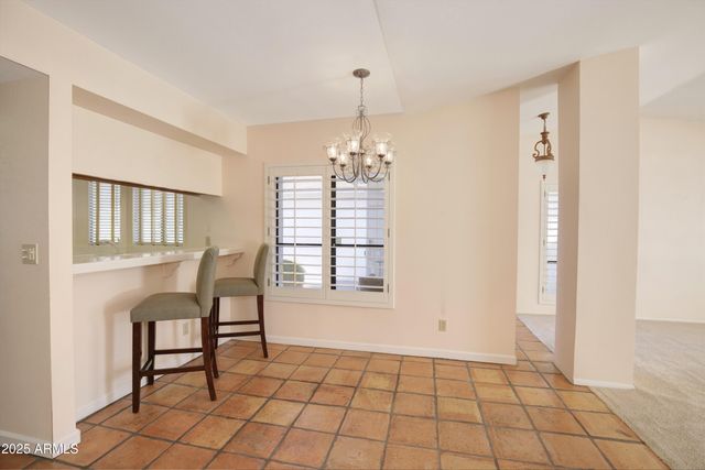 425 W KINGS Avenue, Phoenix, AZ 85023