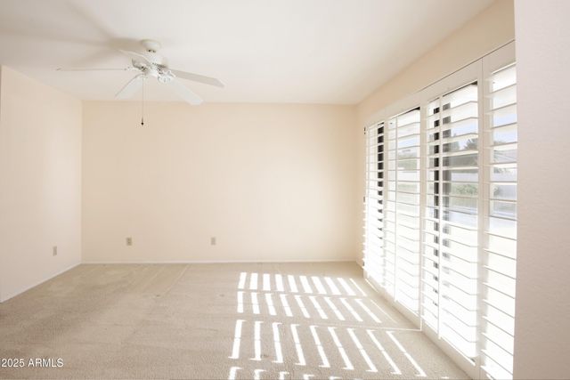 425 W KINGS Avenue, Phoenix, AZ 85023