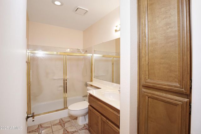 425 W KINGS Avenue, Phoenix, AZ 85023