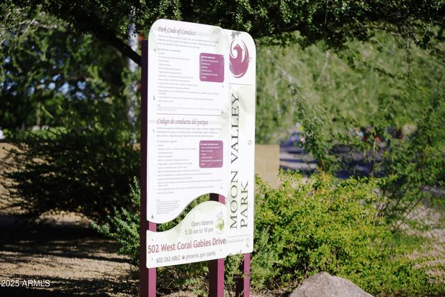 425 W KINGS Avenue, Phoenix, AZ 85023