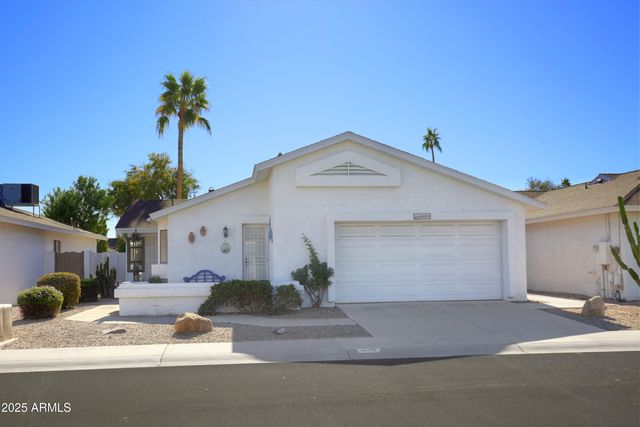 425 W KINGS Avenue, Phoenix, AZ 85023