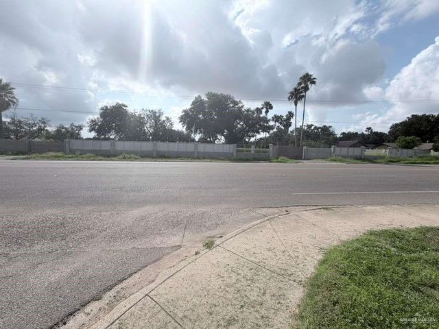 1200 S Sugar Road, Edinburg, TX 78539