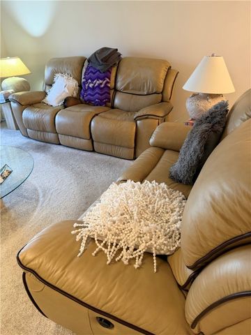 650 East Greenwich Avenue 207, West Warwick, RI 02893