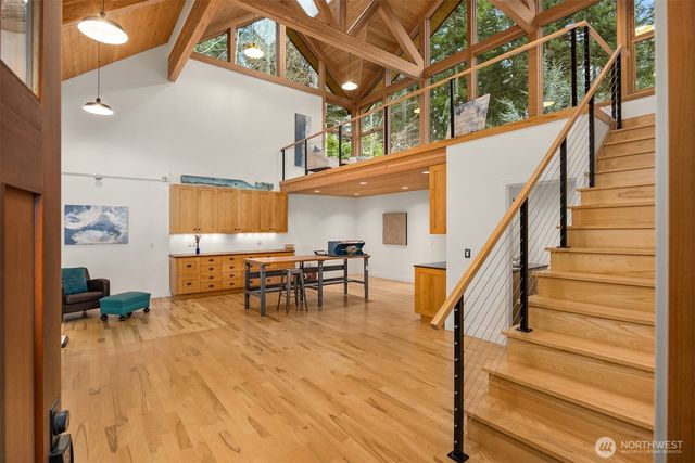 7204 NE Baker Hill Road, Bainbridge Island, WA 98110