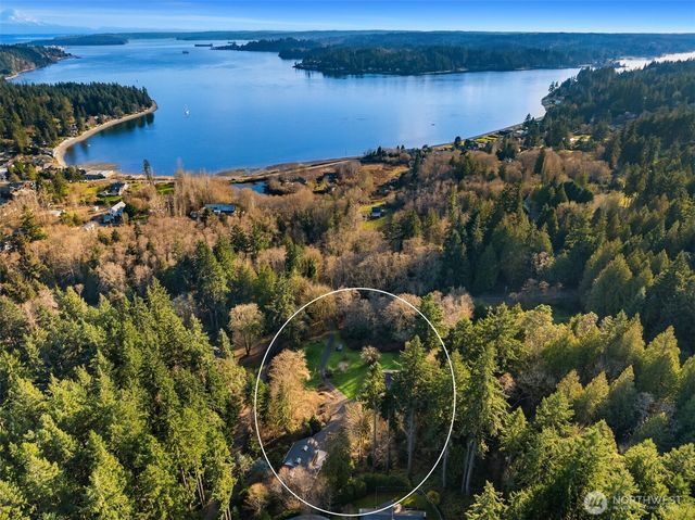 7204 NE Baker Hill Road, Bainbridge Island, WA 98110