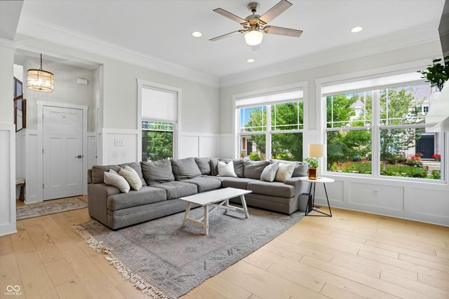 7615 Beekman Terrace, Zionsville, IN 46077