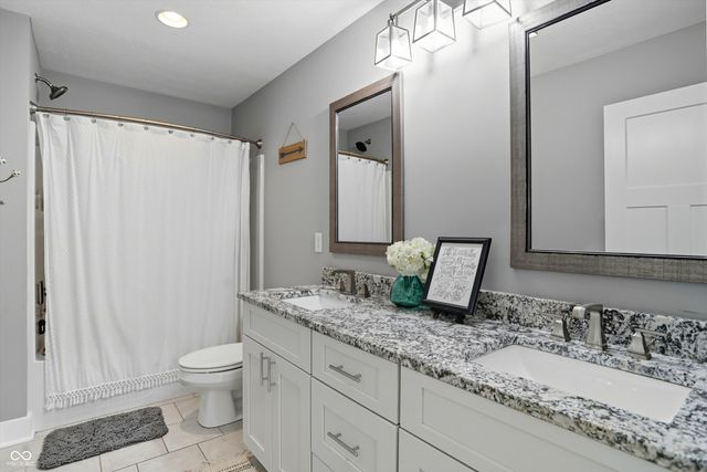 7615 Beekman Terrace, Zionsville, IN 46077