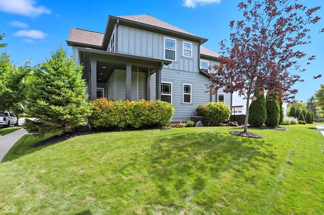 7615 Beekman Terrace, Zionsville, IN 46077