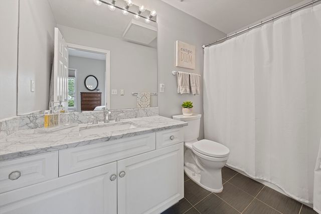7 Evergreen Circle 7, Canton, MA 02021
