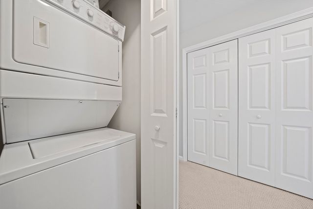7 Evergreen Circle 7, Canton, MA 02021