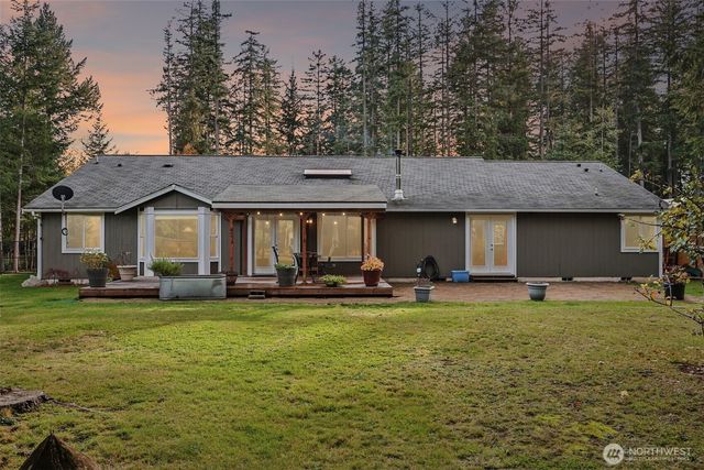 6240 SW Old Clifton Road, Port Orchard, WA 98367