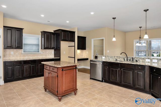 116 Chesnut Heath Court, Madison, AL 35756