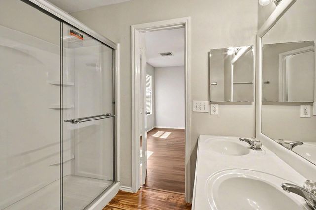 835 N Grand Plains Drive, Houston, TX 77090