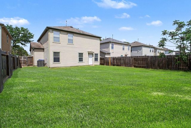 835 N Grand Plains Drive, Houston, TX 77090