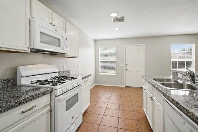 835 N Grand Plains Drive, Houston, TX 77090