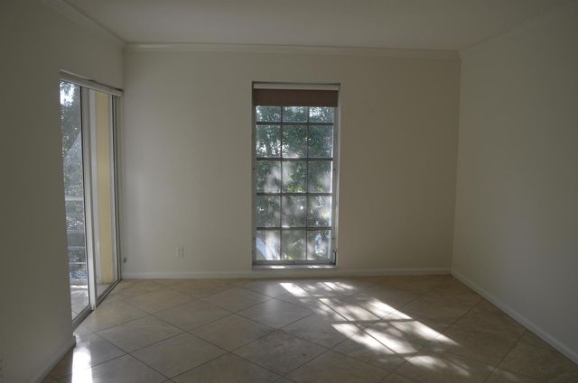 775 Jeffery Street 5-303, Boca Raton, FL 33487