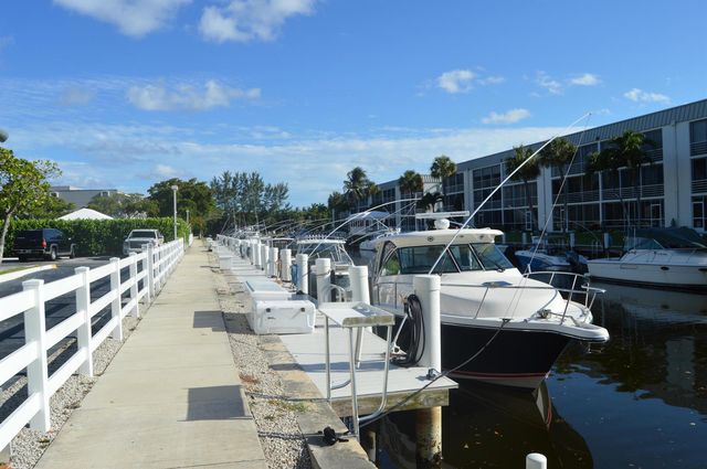 775 Jeffery Street 5-303, Boca Raton, FL 33487
