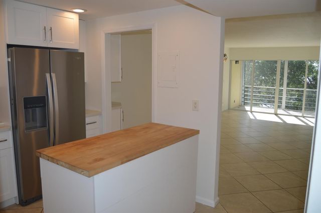 775 Jeffery Street 5-303, Boca Raton, FL 33487