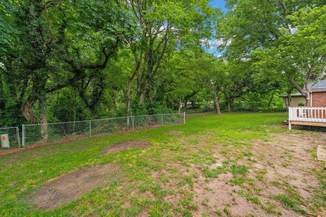 3430 E Crystal St, Wichita, KS 67216